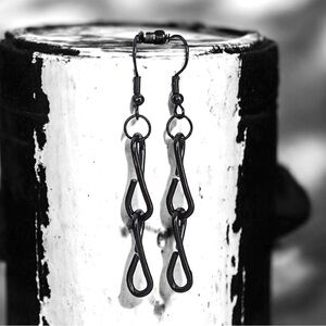 5 For $25💫Alternative Wicked Black Chains Links Dangles Earrings
